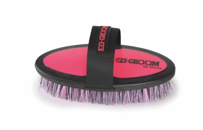 Ezi-Groom By Shires Grip Body Brush - Image 8