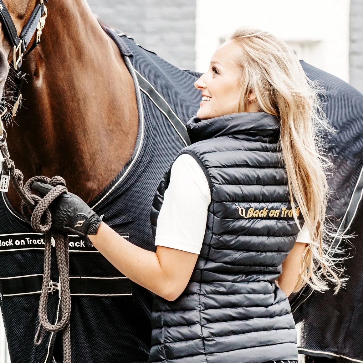 Back on Track Ladies Luna Logo Vest - Image 5
