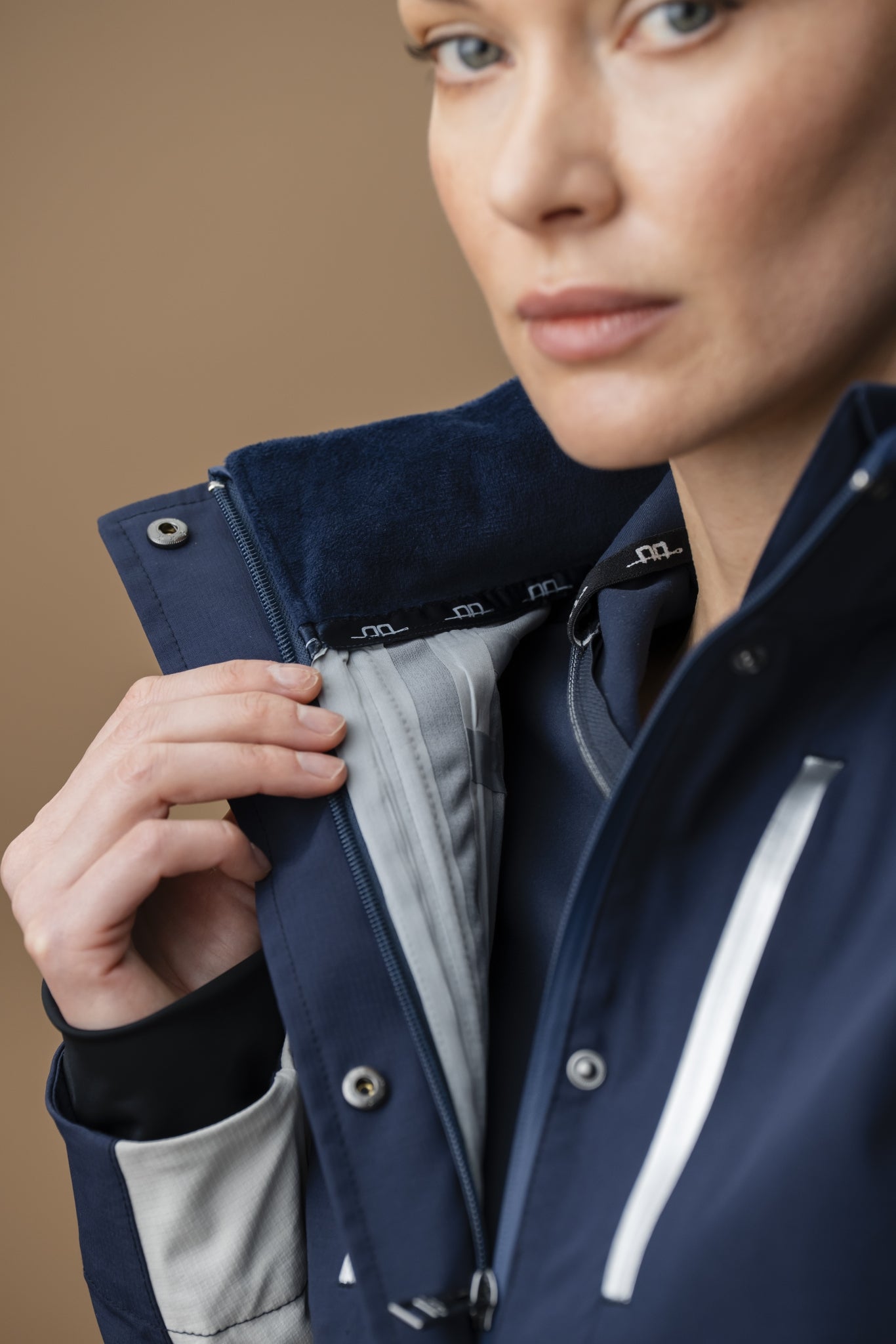 AA Indra Waterproof Ripstop Jacket - Image 4