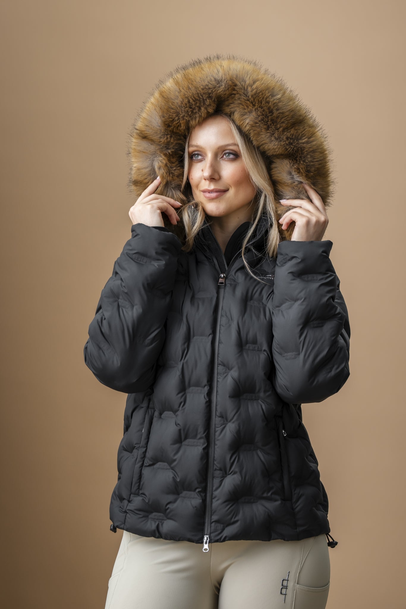 AA Ladies Ara Puffer Coat - Image 4