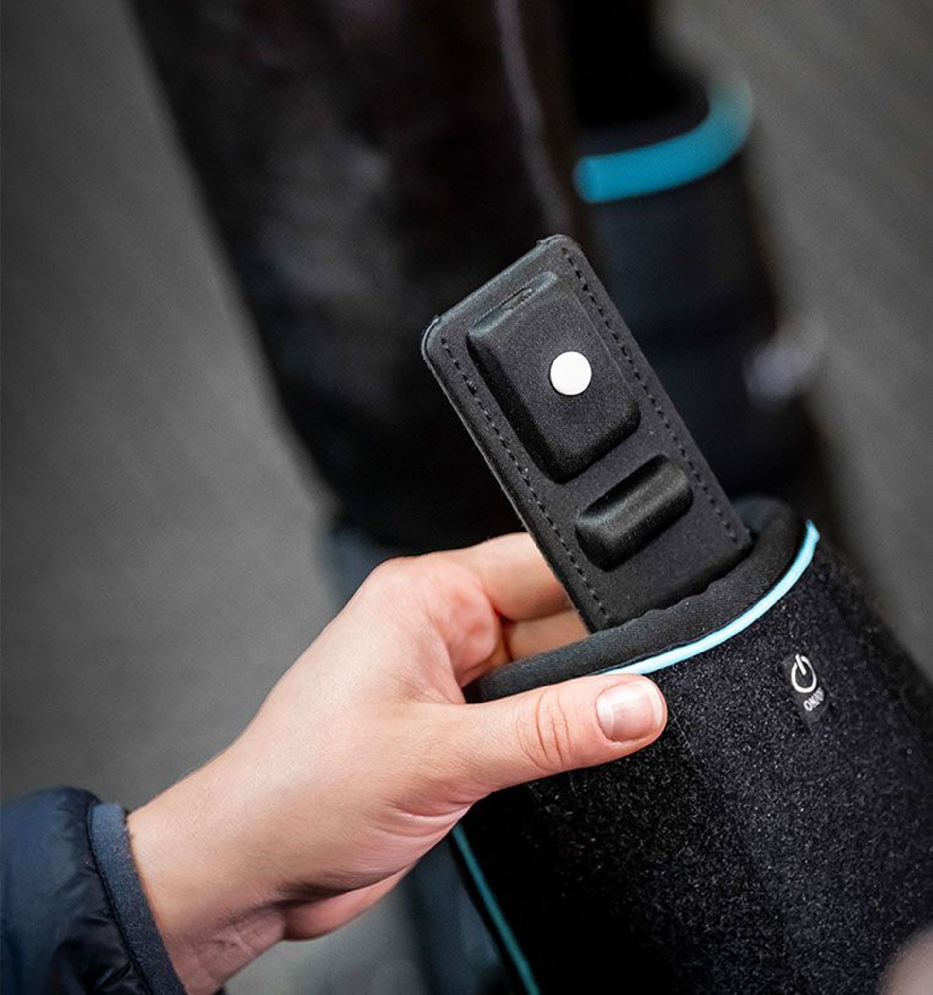 Ice-Vibe Integrated 4 Motor Panel (USB-C) - Image 4