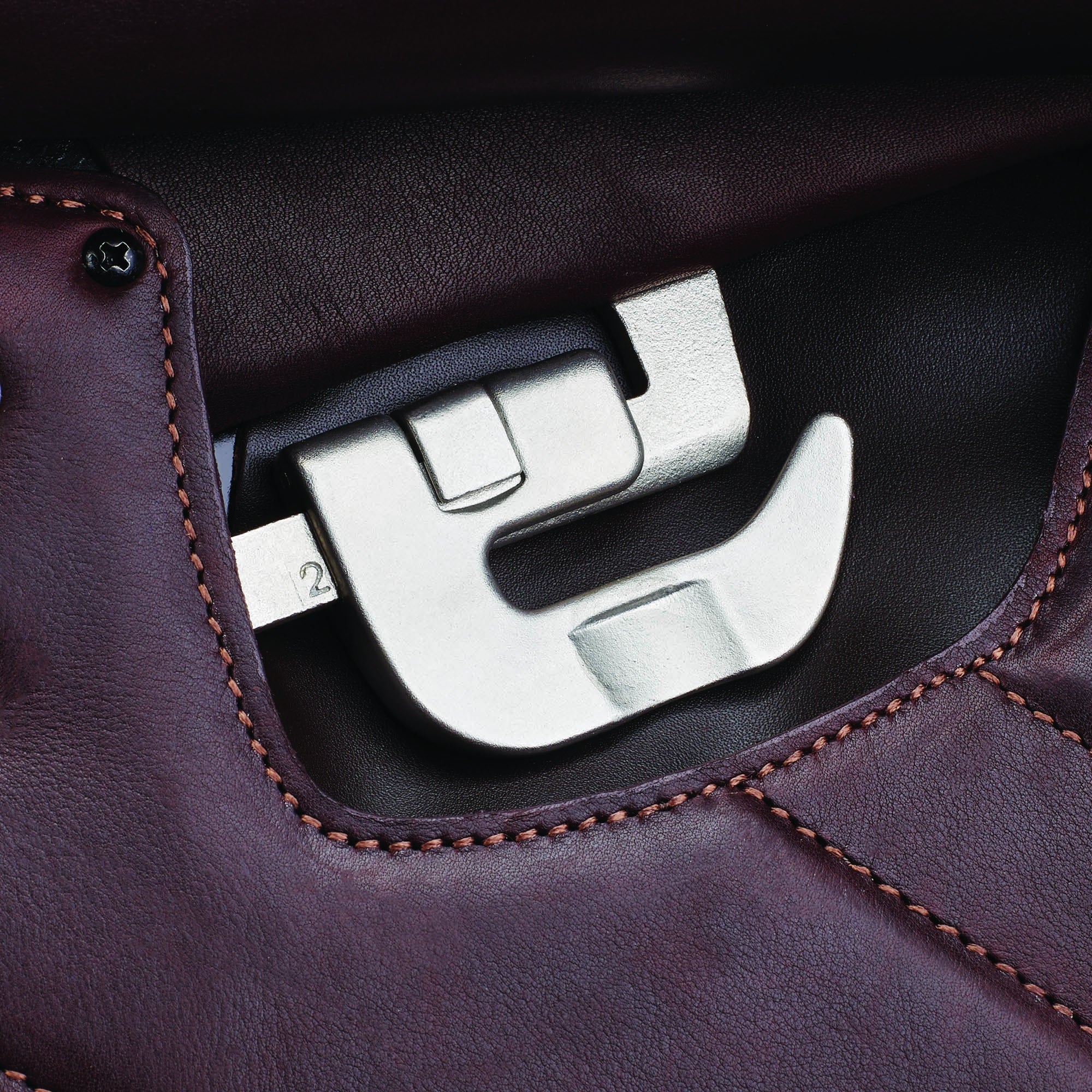 Bates Apex Saddle - Image 15