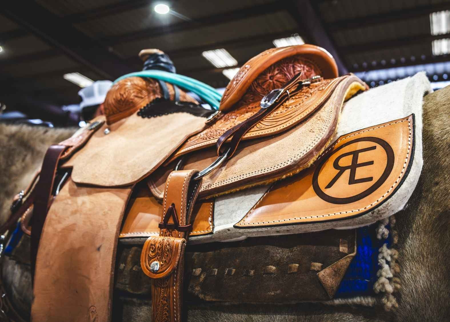 Circle Y PRCA 1/4 Tooled Team Roper Wyoming Saddle - Image 8